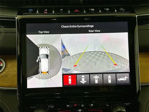 Used 2022 Jeep Grand Cherokee Summit image 14