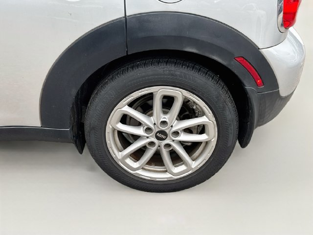 Used 2015 MINI Cooper Countryman FWD image 17