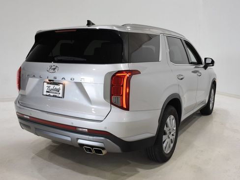 Used 2025 Hyundai Palisade SEL FWD image 4