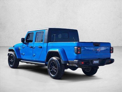 Used 2023 Jeep Gladiator Sport image 7