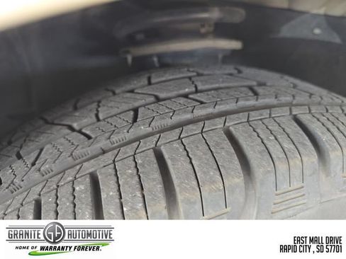 Used 2017 Buick Enclave Premium w/ Experience Buick Package FWD image 28