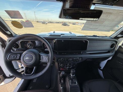 New 2026 Jeep Wrangler Unlimited Rubicon image 24