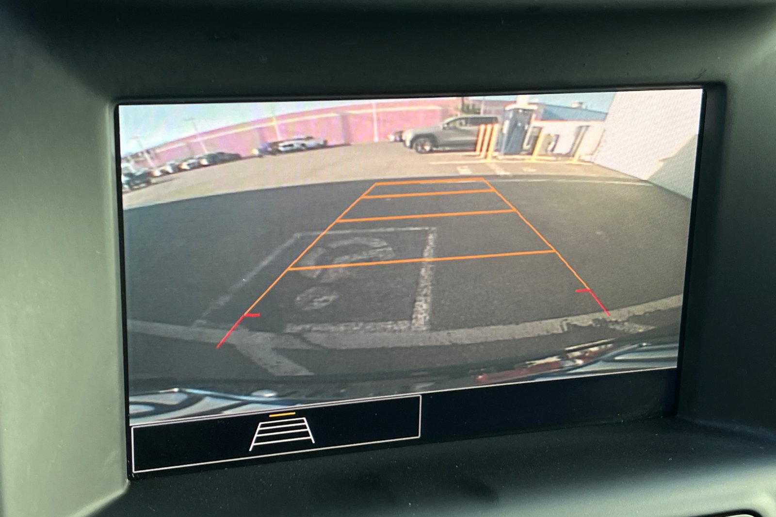 Used 2023 GMC Terrain SLE w/ Driver Convenience Package AWD/4WD image 31