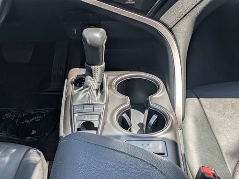 Used 2024 Toyota Camry XSE FWD image 17