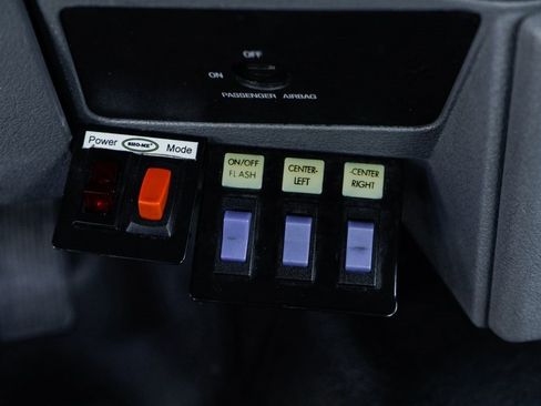 Used 2012 Ford F550 2WD Regular Cab Super Duty w/ PWR Equipment Group image 27