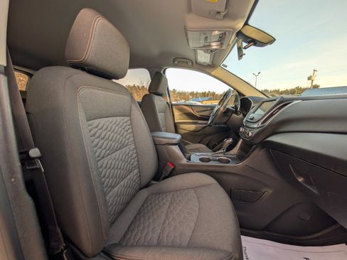 Used 2019 Chevrolet Equinox LT image 42