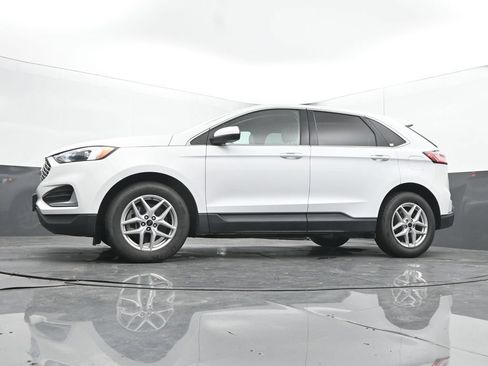 Used 2024 Ford Edge SEL AWD/4WD image 45