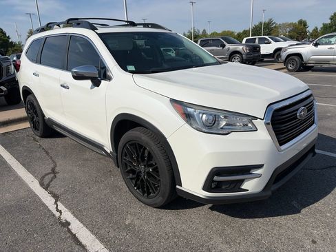 Used 2022 Subaru Ascent Touring w/ Popular Package #2A AWD/4WD image 2