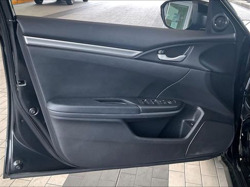 Used 2020 Honda Civic Sport image 24