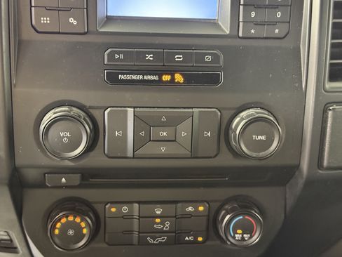 Used 2018 Ford F150 XL w/ Equipment Group 101A Mid RWD image 21