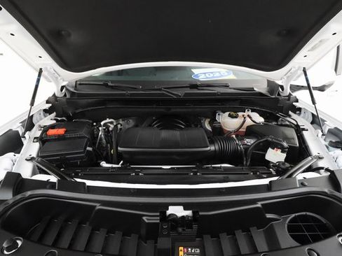 Certified 2025 GMC Yukon Denali image 6