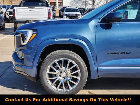 New 2026 GMC Terrain Denali w/ LPO, Black Badging Package image 5