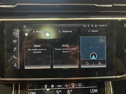 Used 2022 Audi Q7 3.0T Prestige AWD/4WD image 21