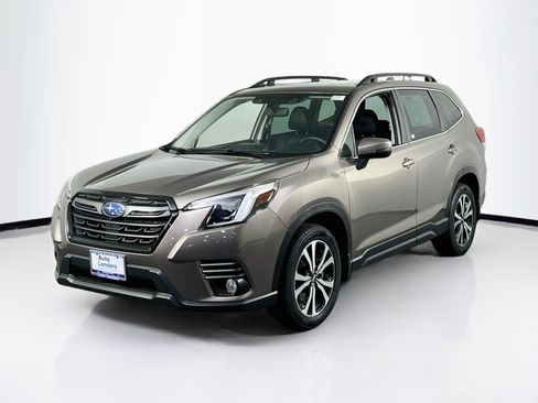 Used 2023 Subaru Forester Limited AWD/4WD image 1