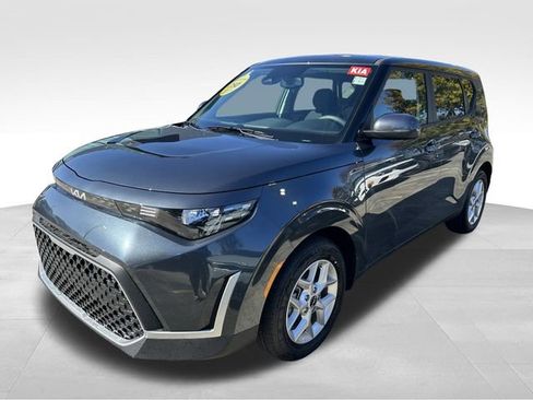 Used 2025 Kia Soul S image 5