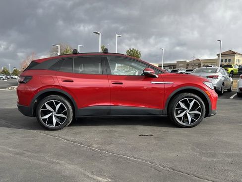 Used 2023 Volkswagen ID.4 Pro S image 2