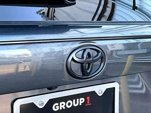 Used 2022 Toyota RAV4 LE image 30