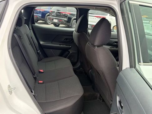 Used 2025 Nissan Kicks S image 26