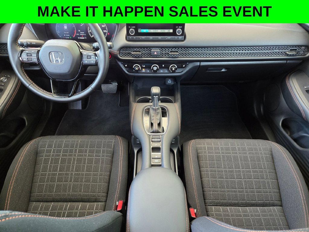 Used 2025 Honda HR-V Sport image 15
