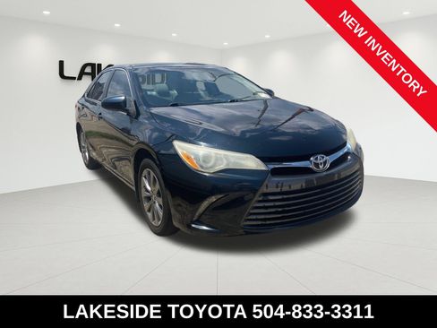 Used 2015 Toyota Camry XLE FWD image 6