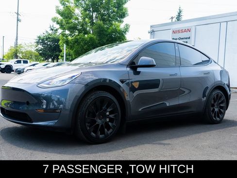 Used 2022 Tesla Model Y Long Range AWD/4WD image 3