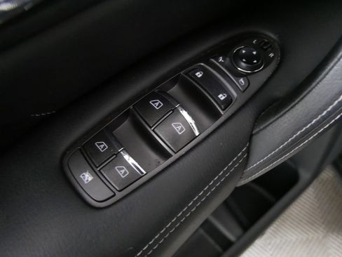 Used 2018 INFINITI QX80 4WD image 18