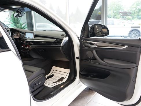 Used 2017 BMW X5 xDrive35i AWD/4WD image 47