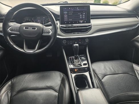 Used 2022 Jeep Compass Limited image 14
