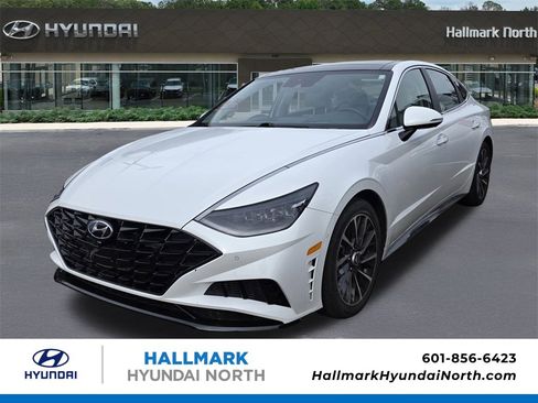 Used 2023 Hyundai Sonata Limited image 1