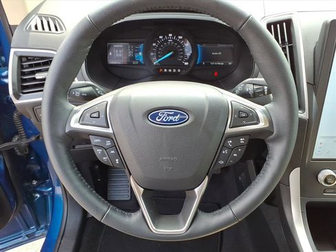Used 2024 Ford Edge SEL w/ Convenience Package image 13