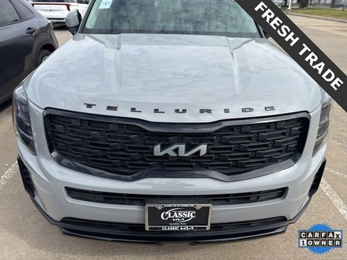 Certified 2022 Kia Telluride EX w/ EX Premium Package image 3
