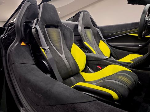 New 2027 McLaren 750S Spider RWD image 23
