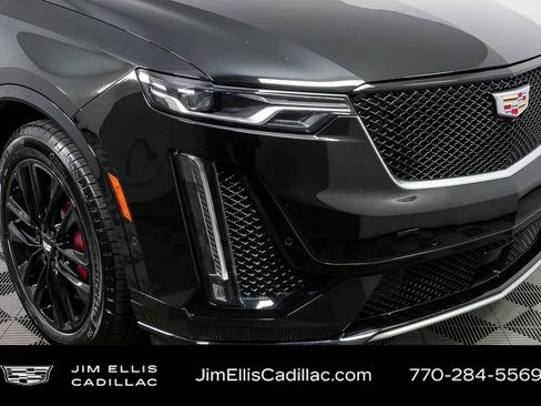 Certified 2024 Cadillac XT6 Sport w/ Technology Package image 41