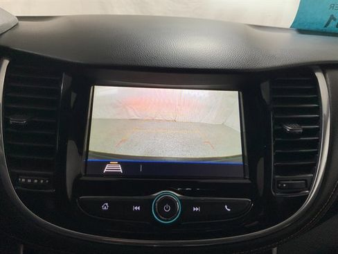 Used 2019 Chevrolet Trax Premier w/ Midnight Edition image 32
