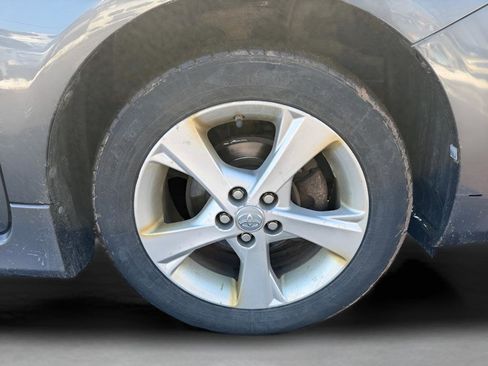 Used 2013 Toyota Corolla S FWD image 30