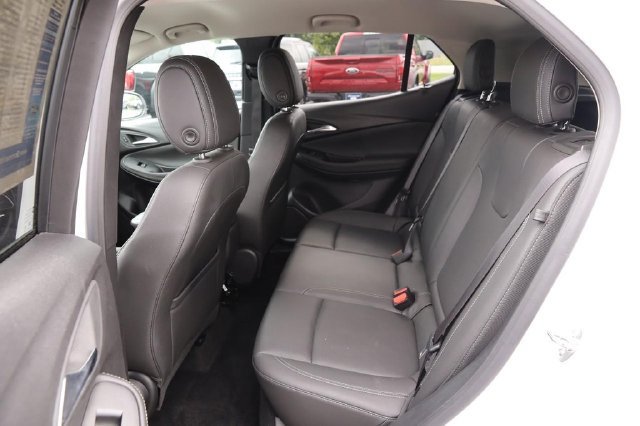 Used 2024 Buick Encore GX Sport Touring FWD image 9