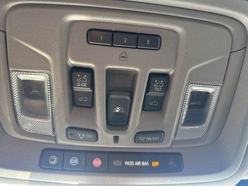 Certified 2022 GMC Sierra 2500 SLT w/ SLT Premium Package image 23