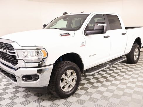 Used 2024 RAM 2500 Big Horn w/ Off Road Package image 9