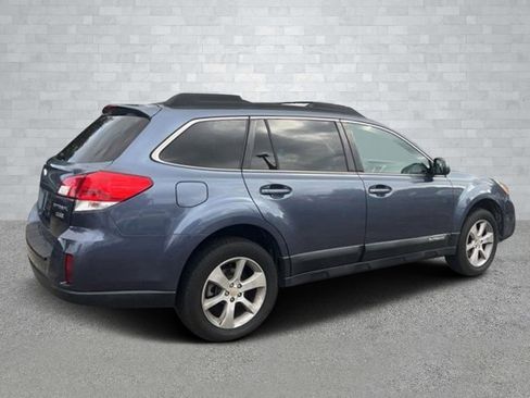 Used 2014 Subaru Outback 2.5i Premium image 7