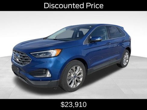 Used 2022 Ford Edge Titanium w/ Equipment Group 301A AWD/4WD image 3