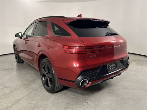 Used 2022 Genesis GV70 2.5T w/ Sport Prestige Package image 32