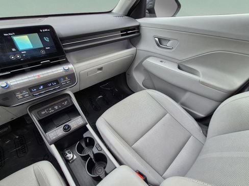 Certified 2024 Hyundai Kona Limited AWD/4WD image 14