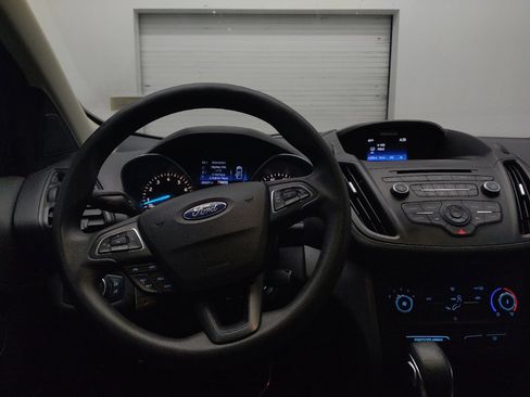 Used 2017 Ford Escape S image 22