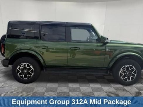 Used 2025 Ford Bronco Outer Banks AWD/4WD image 7