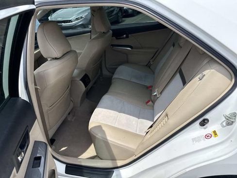 Used 2013 Toyota Camry XLE w/ Leather Pkg FWD image 17