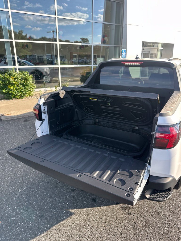 Used 2025 Hyundai Santa Cruz SEL FWD image 5