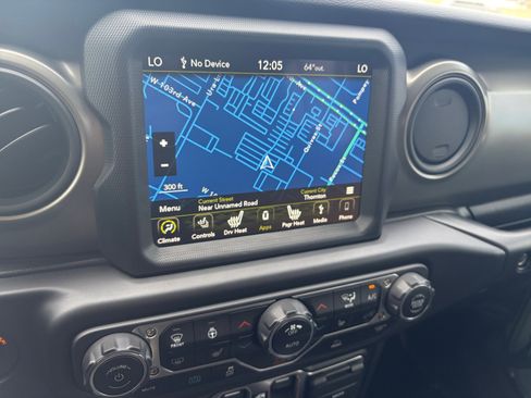 Used 2023 Jeep Wrangler Unlimited w/ Cold Weather Group image 24