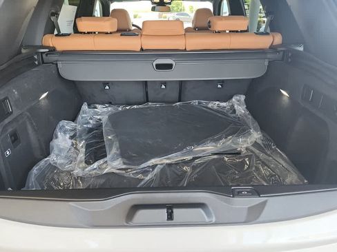 New 2026 BMW X5 sDrive40i w/ Premium Package RWD image 23