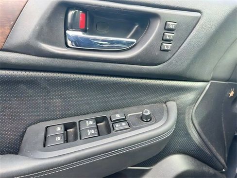 Used 2016 Subaru Outback 2.5i Limited image 26