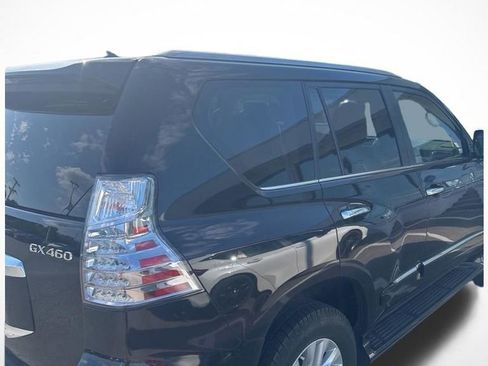 Used 2018 Lexus GX 460 Premium w/ Premium Package AWD/4WD image 15